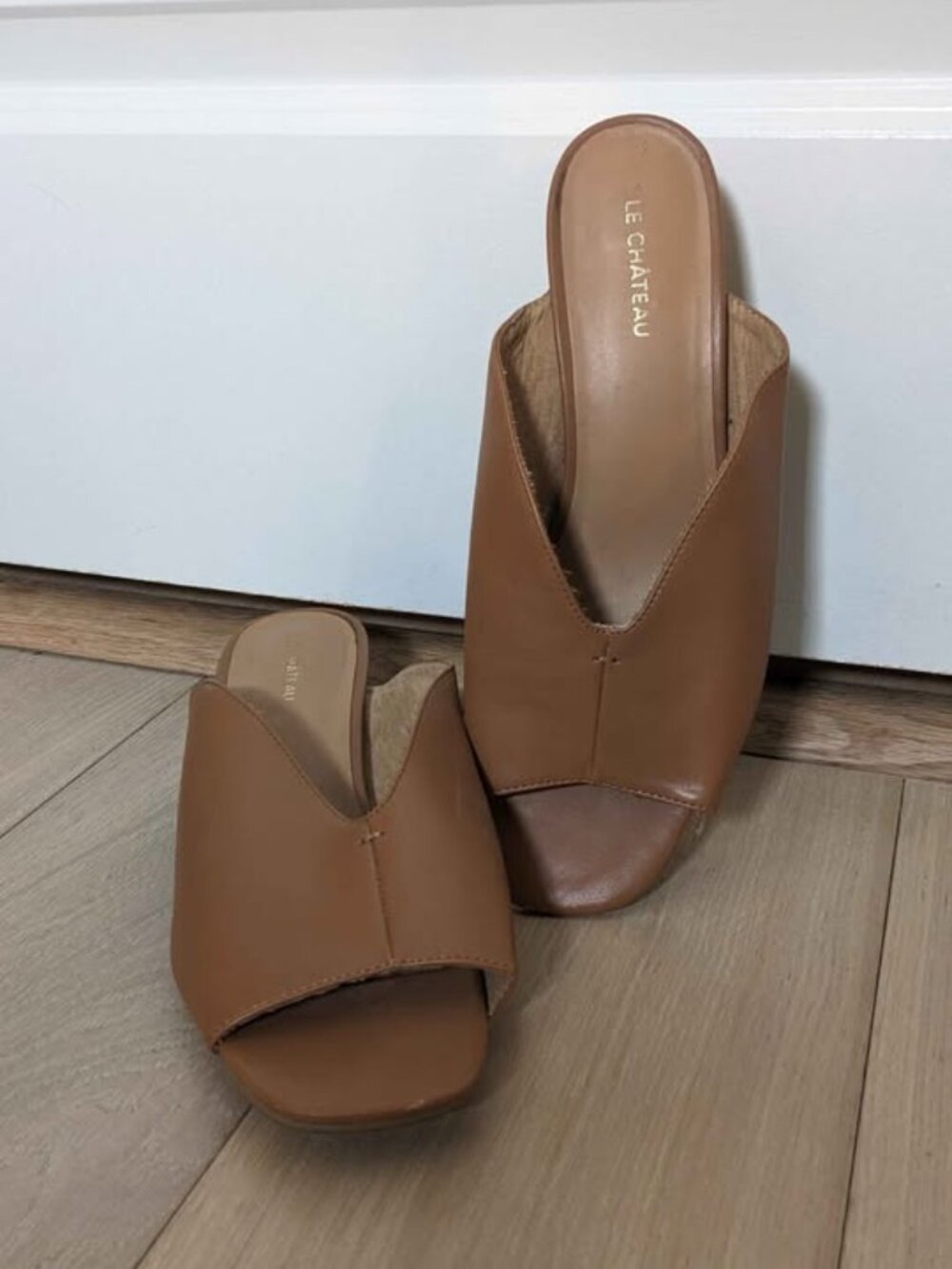 LeChateau Kitten Heels